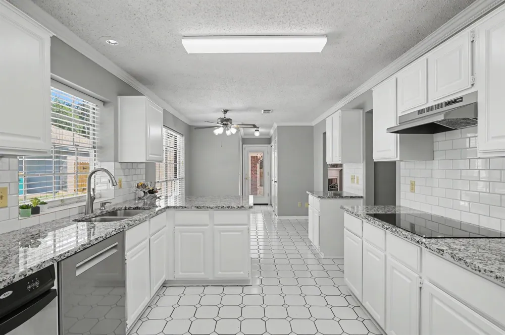 80 Eagle Rock Circle The Woodlands, TX 77381