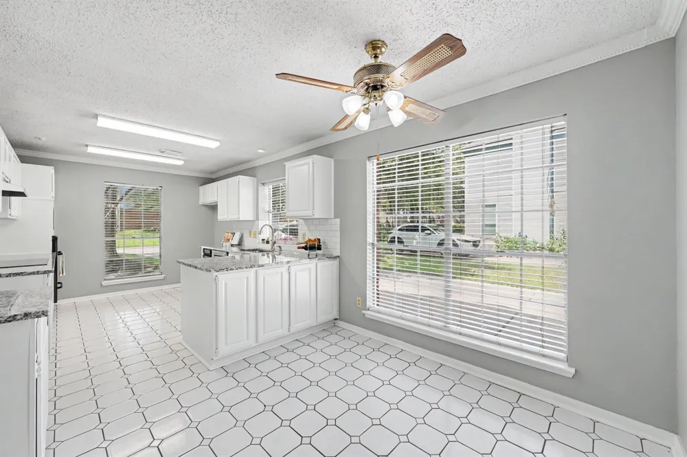 80 Eagle Rock Circle The Woodlands, TX 77381