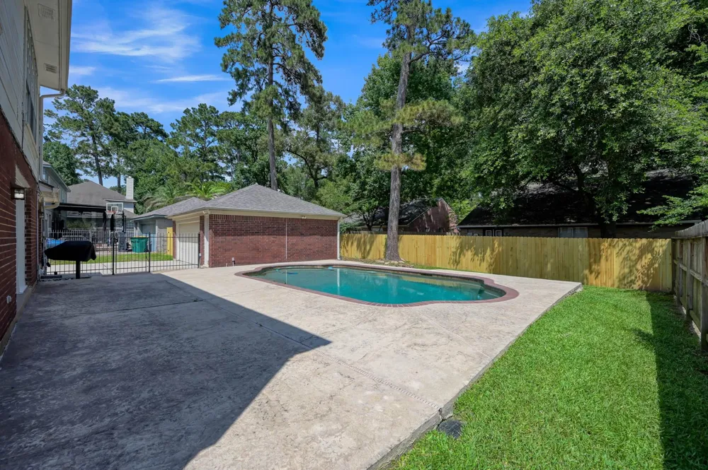 80 Eagle Rock Circle The Woodlands, TX 77381