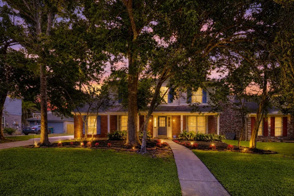 80 Eagle Rock Circle The Woodlands, TX 77381