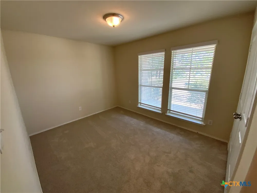 5586 Perdita Drive Belton, TX 76513