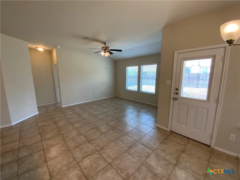 5586 Perdita Drive Belton, TX 76513