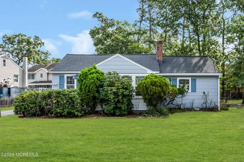 1526 Beverly Road