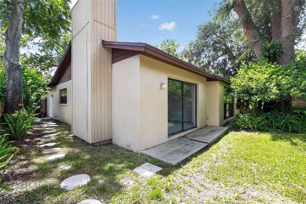4015 DELLBROOK DRIVE Tampa, FL 33624