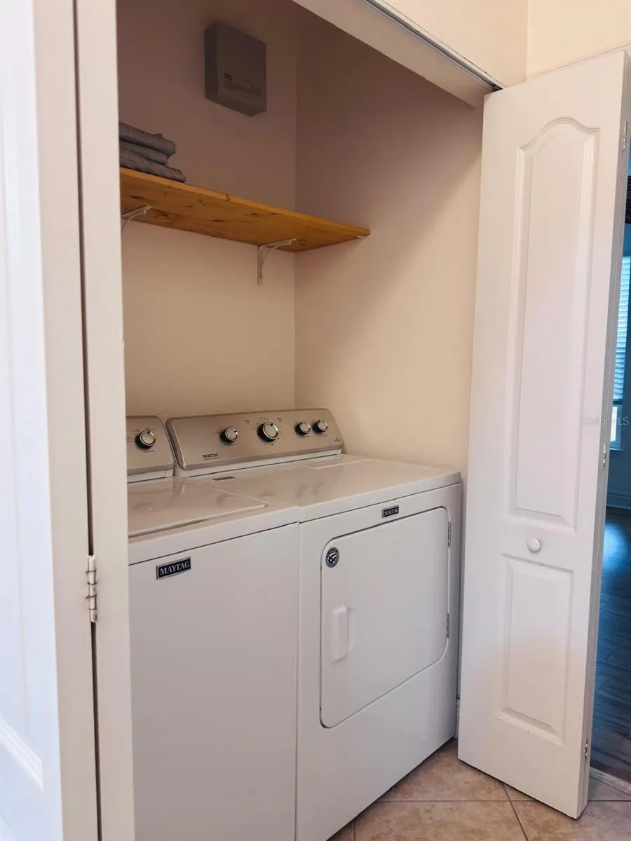 2723 VIA CAPRI #825 Clearwater, FL 33764