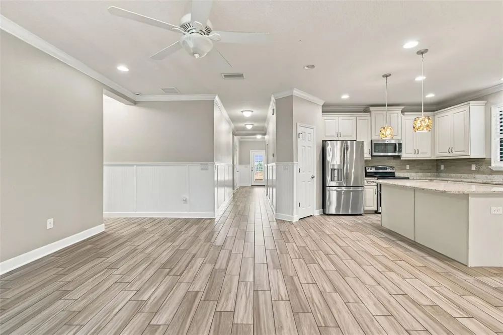 8021 WHITETAIL DEER WAY Tampa, FL 33635