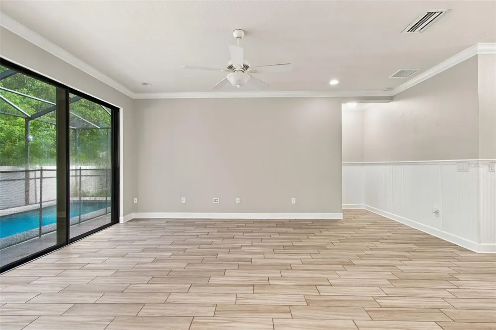 8021 WHITETAIL DEER WAY Tampa, FL 33635
