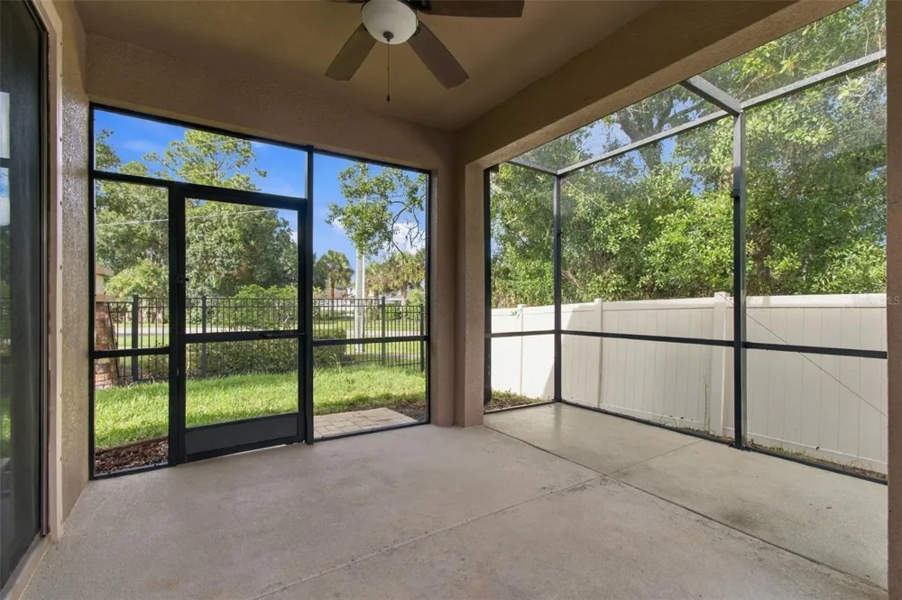 8021 WHITETAIL DEER WAY Tampa, FL 33635