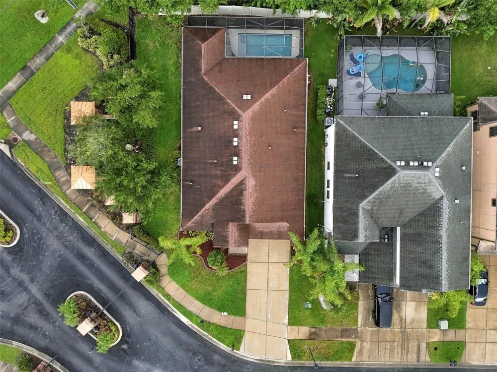 8021 WHITETAIL DEER WAY Tampa, FL 33635