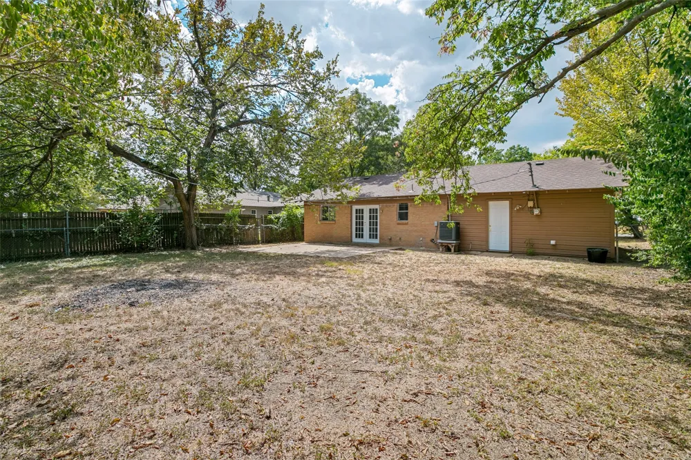 321 Christie Avenue Everman, TX 76140