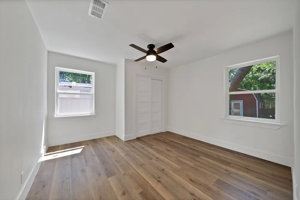 2926 Hillglenn Road Dallas, TX 75228