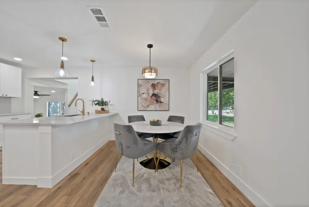 2926 Hillglenn Road Dallas, TX 75228