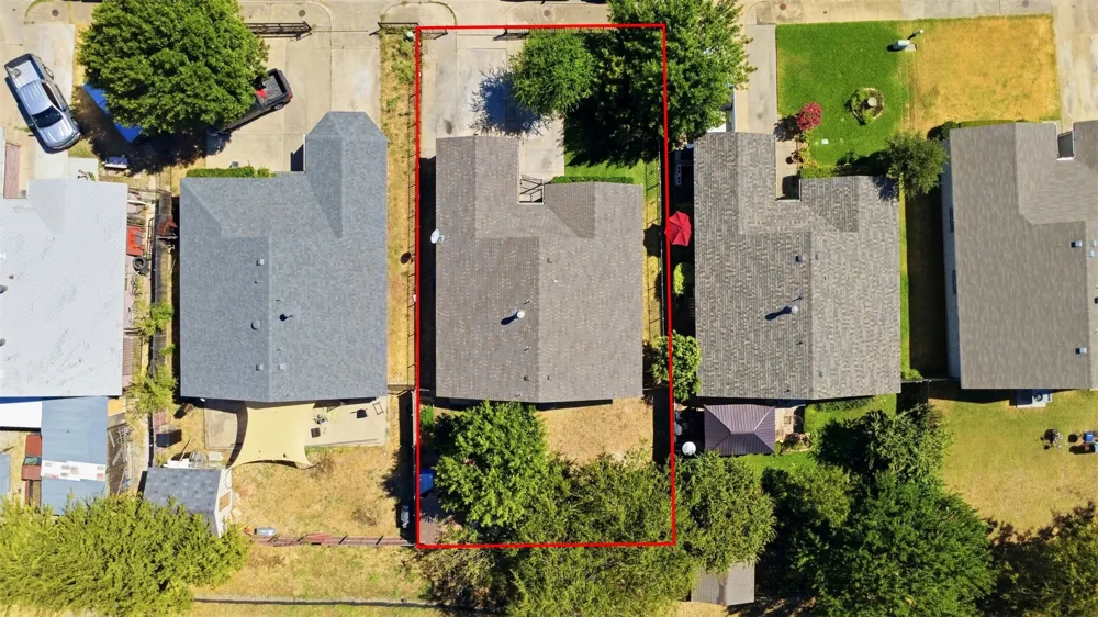 4704 Lizzy Drive Dallas, TX 75211