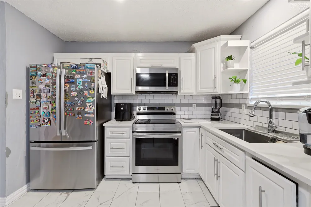4704 Lizzy Drive Dallas, TX 75211