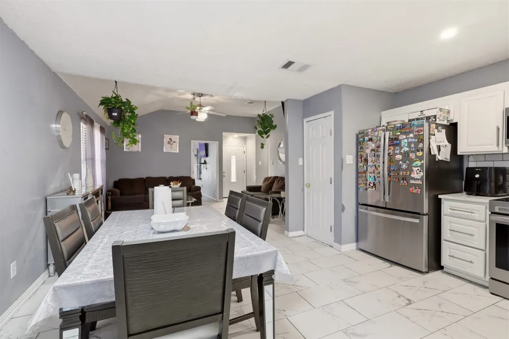 4704 Lizzy Drive Dallas, TX 75211