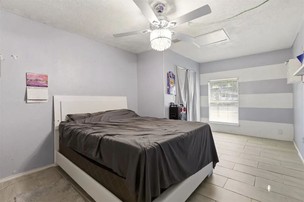 4704 Lizzy Drive Dallas, TX 75211
