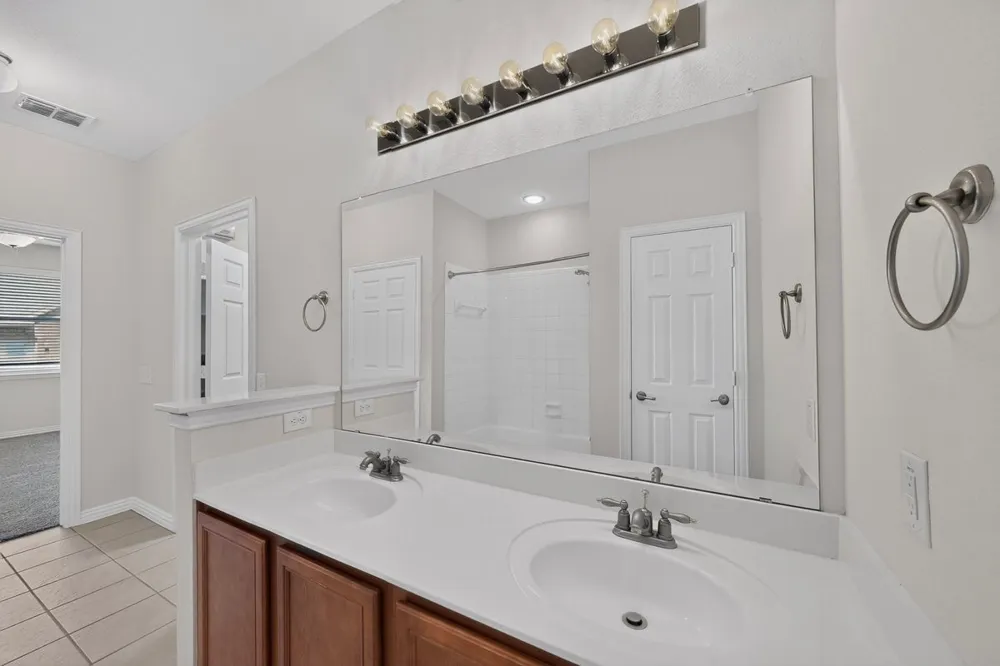 7217 Mediterranean Drive Plano, TX 75093