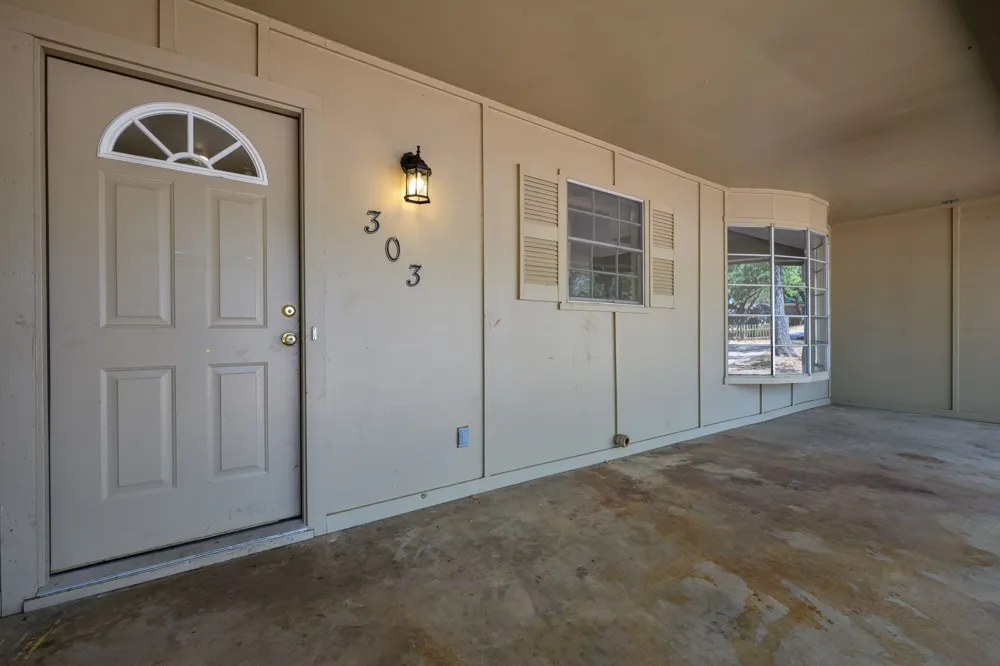 303 32nd Street Mineral Wells, TX 76067