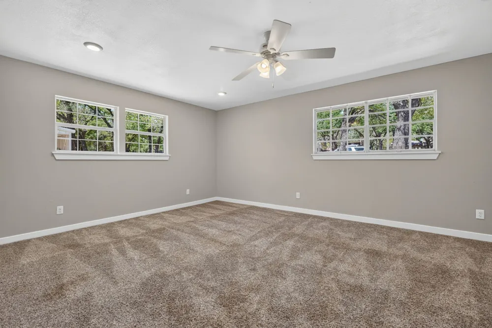 303 32nd Street Mineral Wells, TX 76067