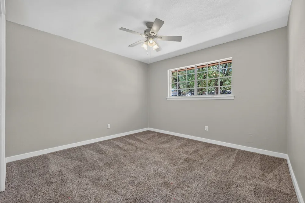 303 32nd Street Mineral Wells, TX 76067