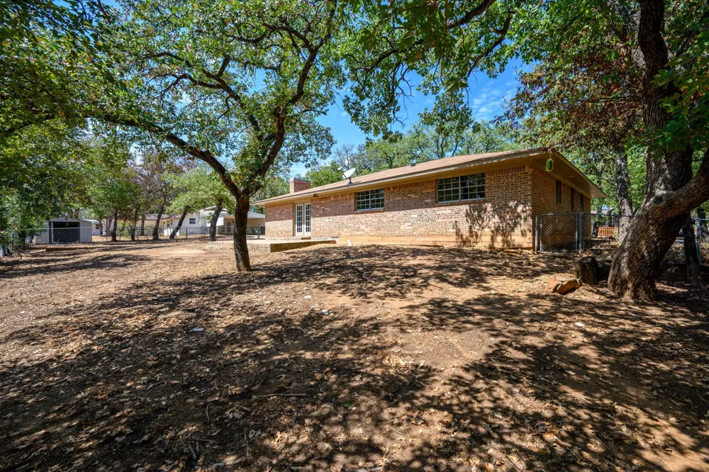 303 32nd Street Mineral Wells, TX 76067