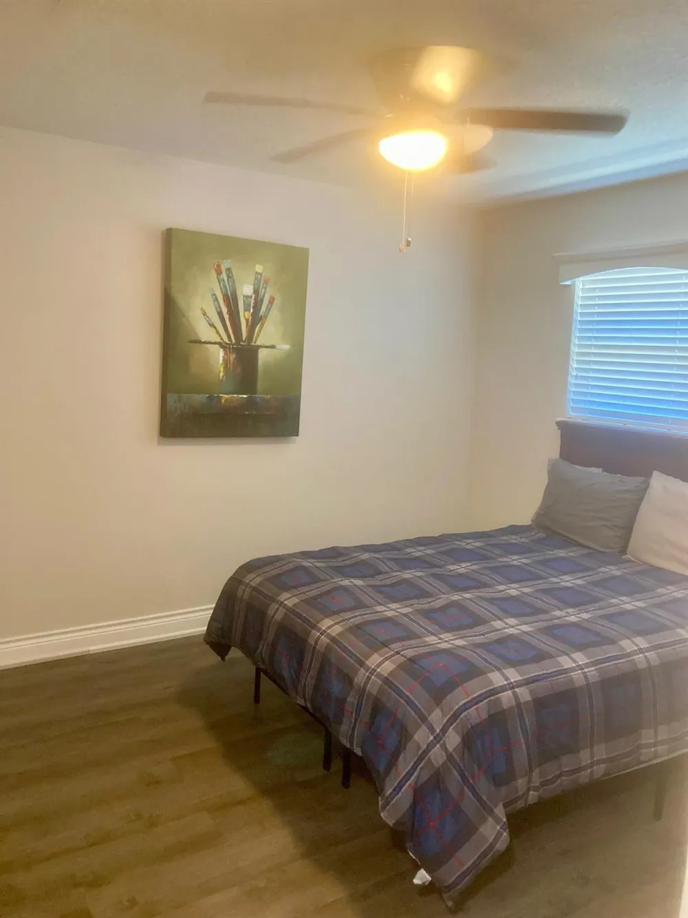 10 Clara Barton Galveston, TX 77551
