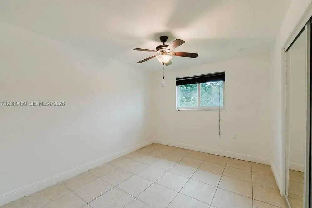 19100 SW 354th St #B Homestead, FL 33034