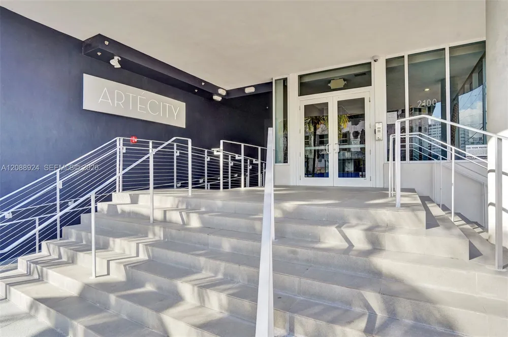 2100 Park Ave #310 Miami Beach, FL 33139