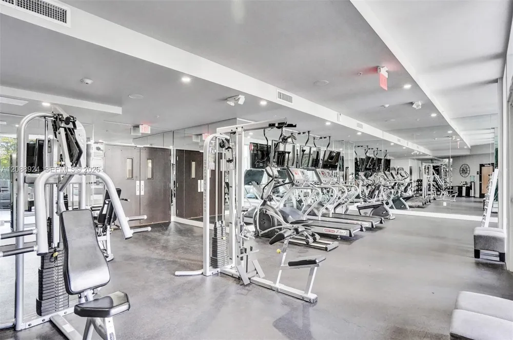 2100 Park Ave #310 Miami Beach, FL 33139