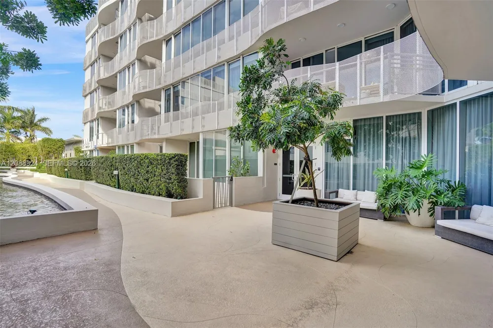 2100 Park Ave #310 Miami Beach, FL 33139