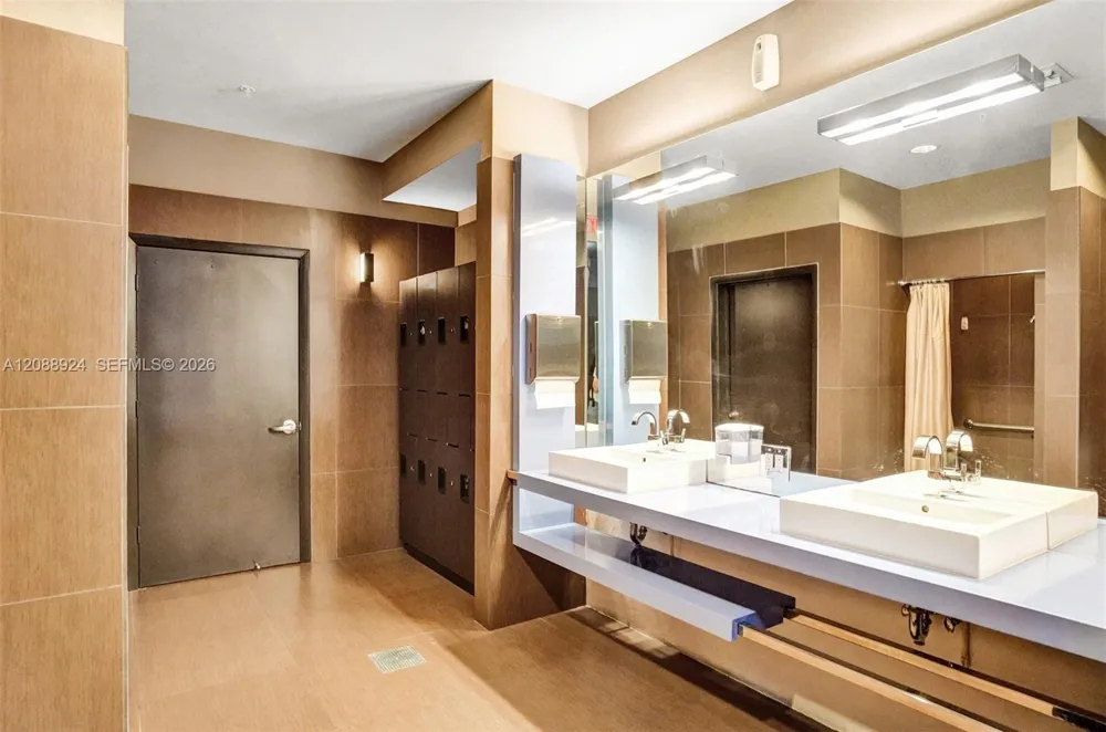 2100 Park Ave #310 Miami Beach, FL 33139