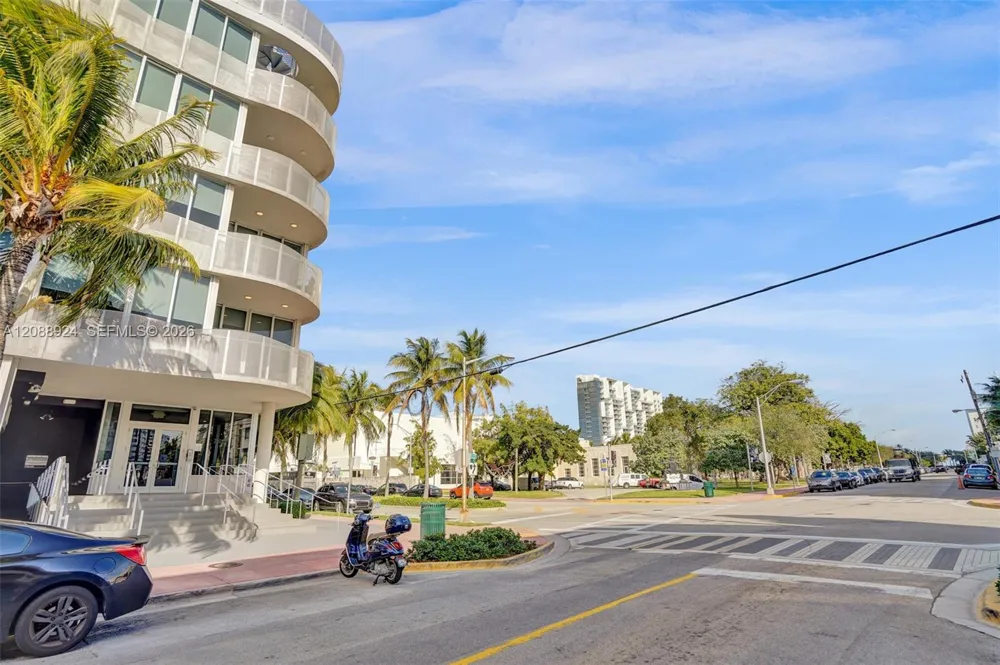 2100 Park Ave #310 Miami Beach, FL 33139