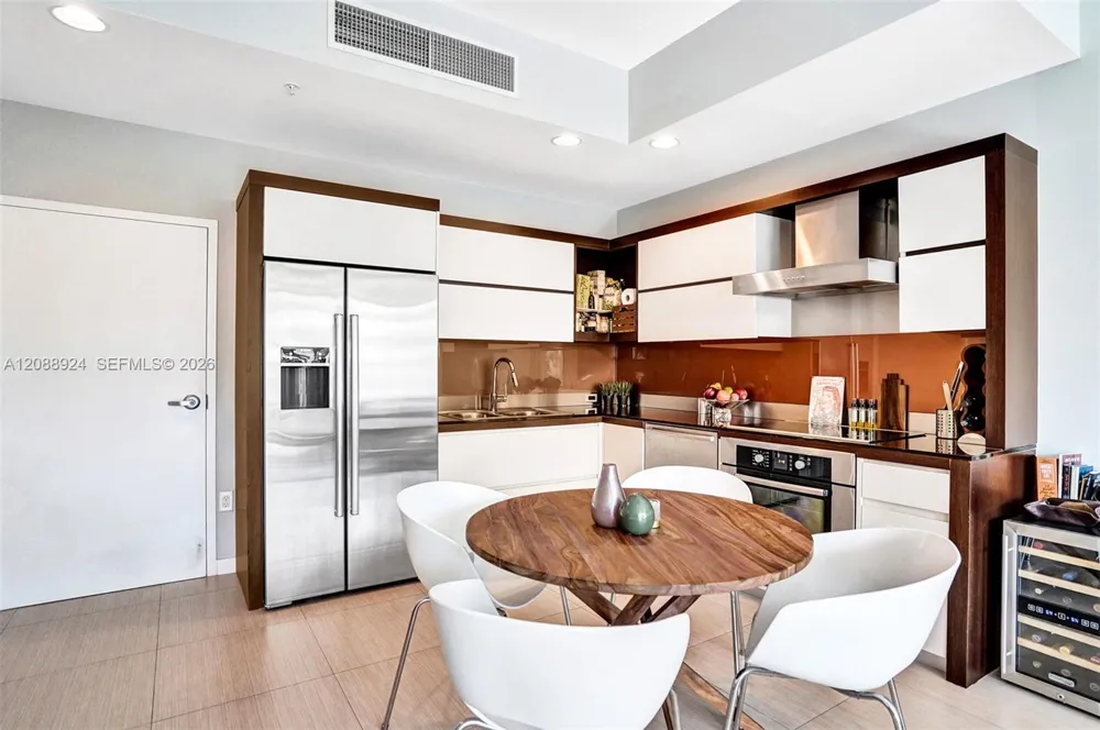 2100 Park Ave #310 Miami Beach, FL 33139