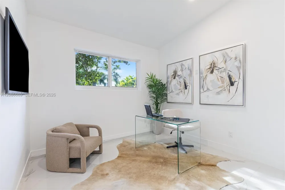 1001 NE 82nd St Miami, FL 33138