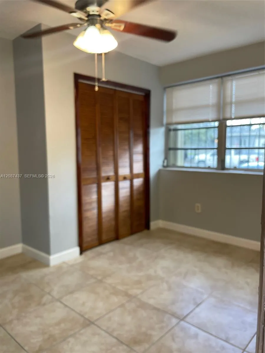 951 SW 9th St #1 Miami, FL 33130