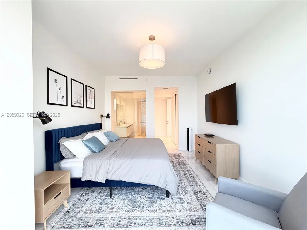 700 NE 26th Ter #2406 Miami, FL 33137