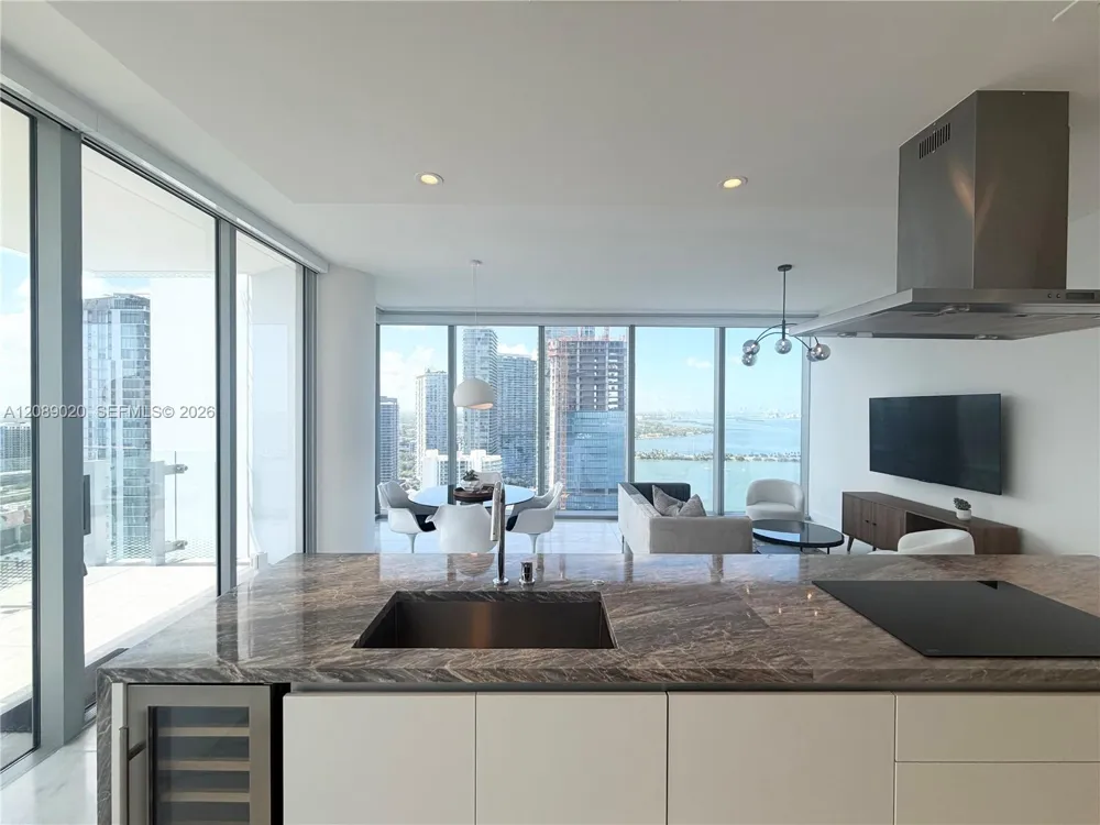 700 NE 26th Ter #2406 Miami, FL 33137