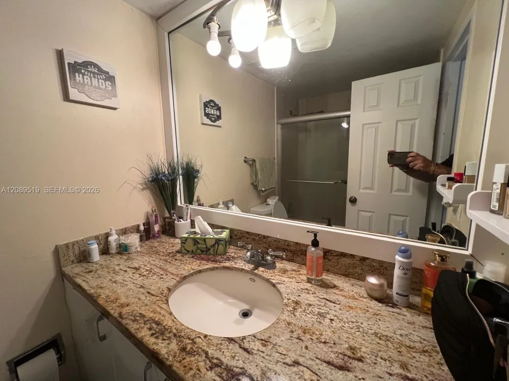7441 Wayne Ave #3O Miami Beach, FL 33141