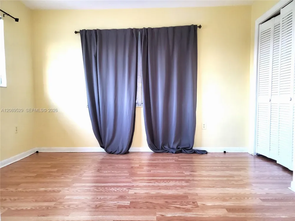 10904 SW 2nd St #1R Sweetwater, FL 33174