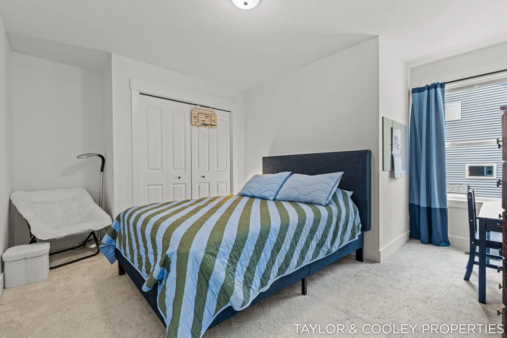 8129 Honeysuckle Hill Court SE Cascade Charter Township, MI 49512