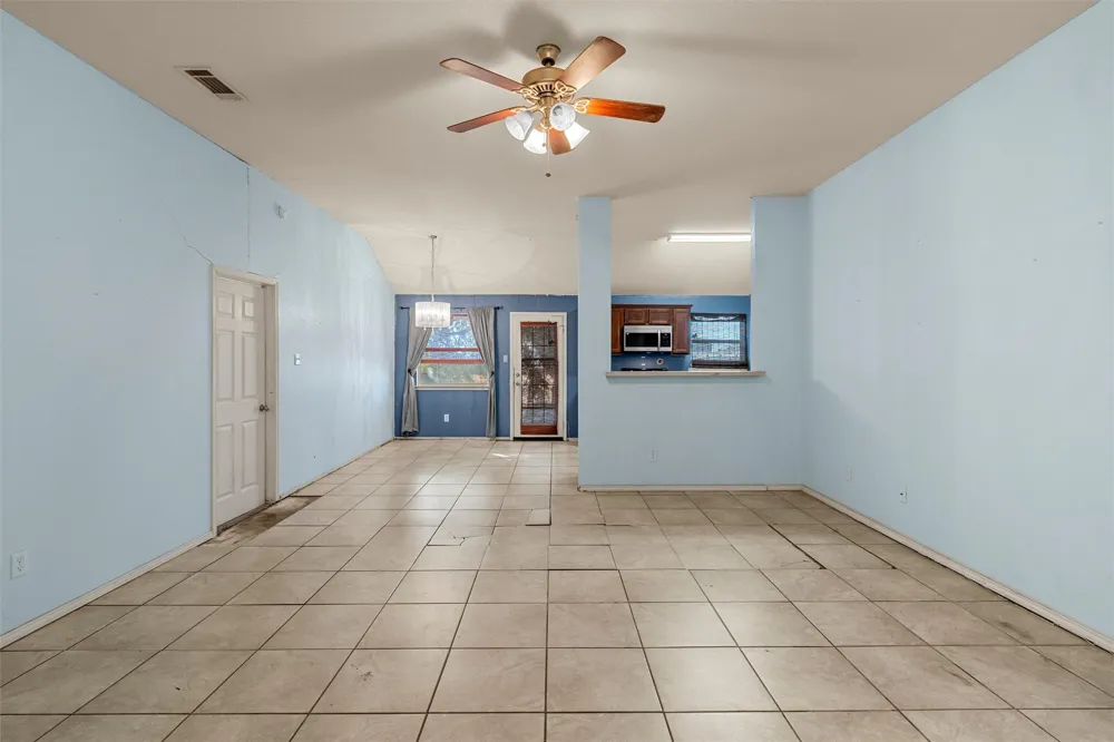 240 B B Burt Waco, TX 76708