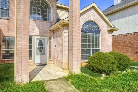 7018 Echo Lake Court