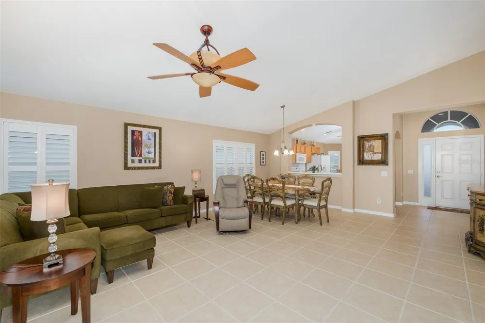 1856 ARBOR KNOLL LOOP New Port Richey, FL 34655