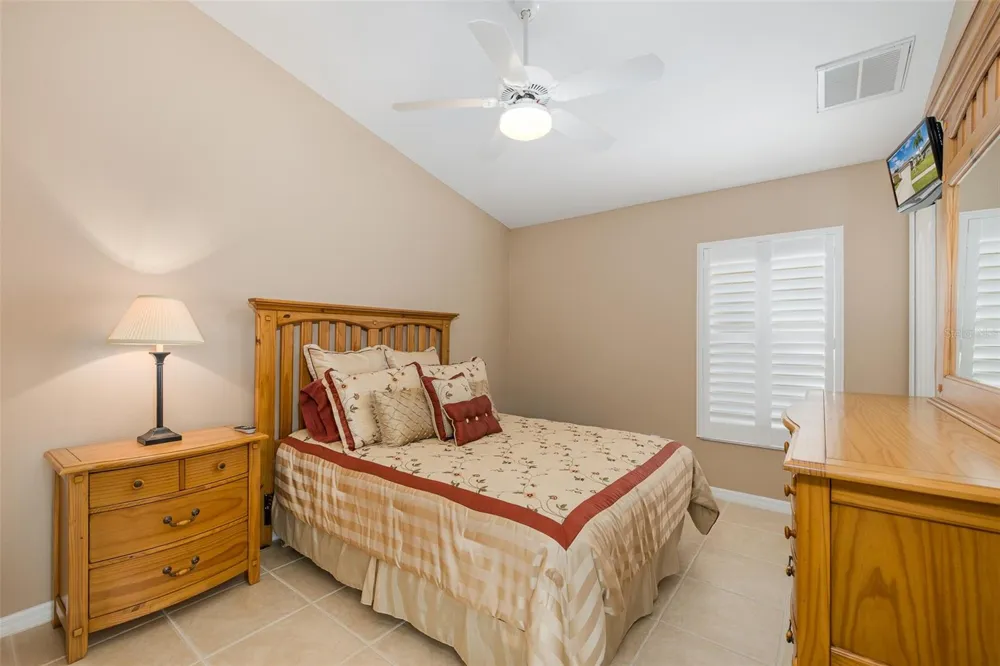 1856 ARBOR KNOLL LOOP New Port Richey, FL 34655