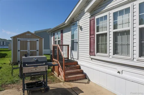1843 Parklawn