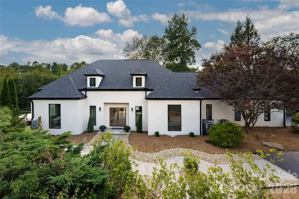 5 Meadow Ridge Drive Asheville, NC 28804