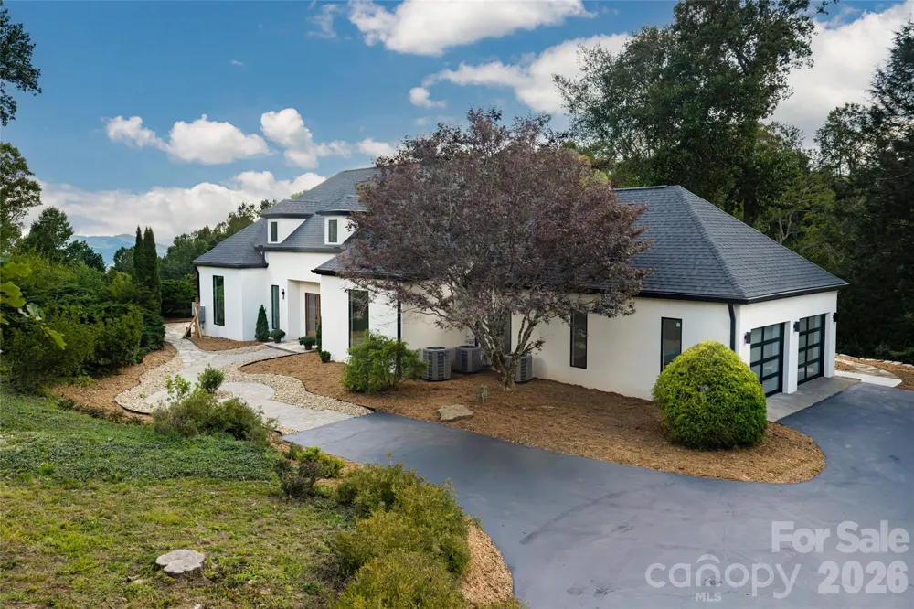 5 Meadow Ridge Drive Asheville, NC 28804