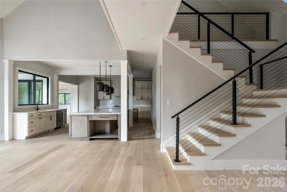 5 Meadow Ridge Drive Asheville, NC 28804