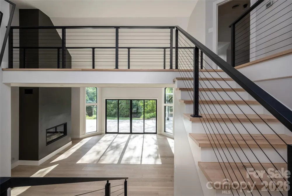 5 Meadow Ridge Drive Asheville, NC 28804