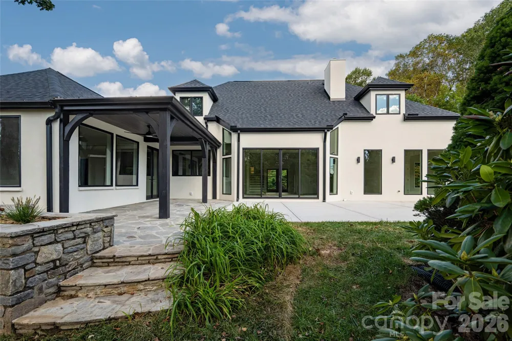 5 Meadow Ridge Drive Asheville, NC 28804